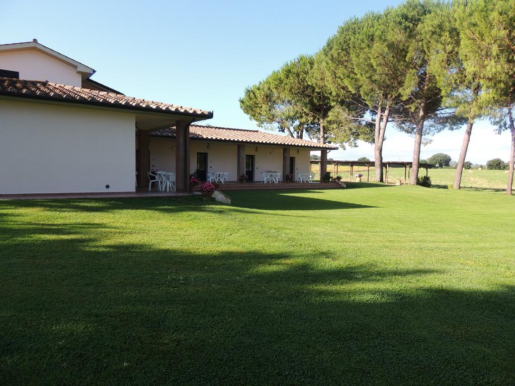 Agriturismo Valle Martina Saturnia Buitenkant foto