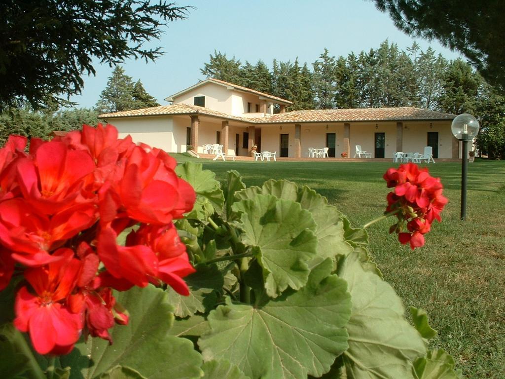 Agriturismo Valle Martina Saturnia Buitenkant foto